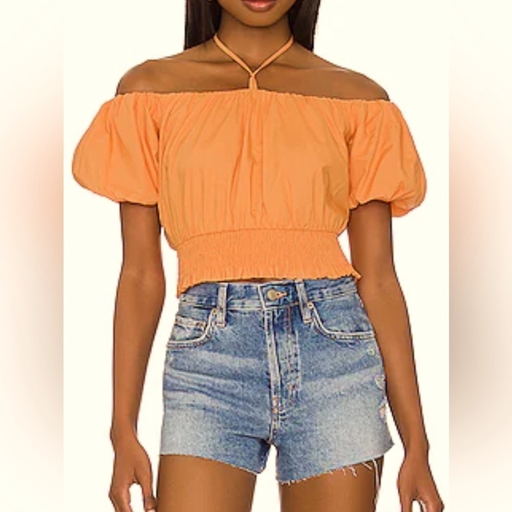 ASTR the label Revolve Aldrin cropped blouse puff sleeve size large off shoulder